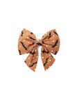 Sailor Bow - Batty