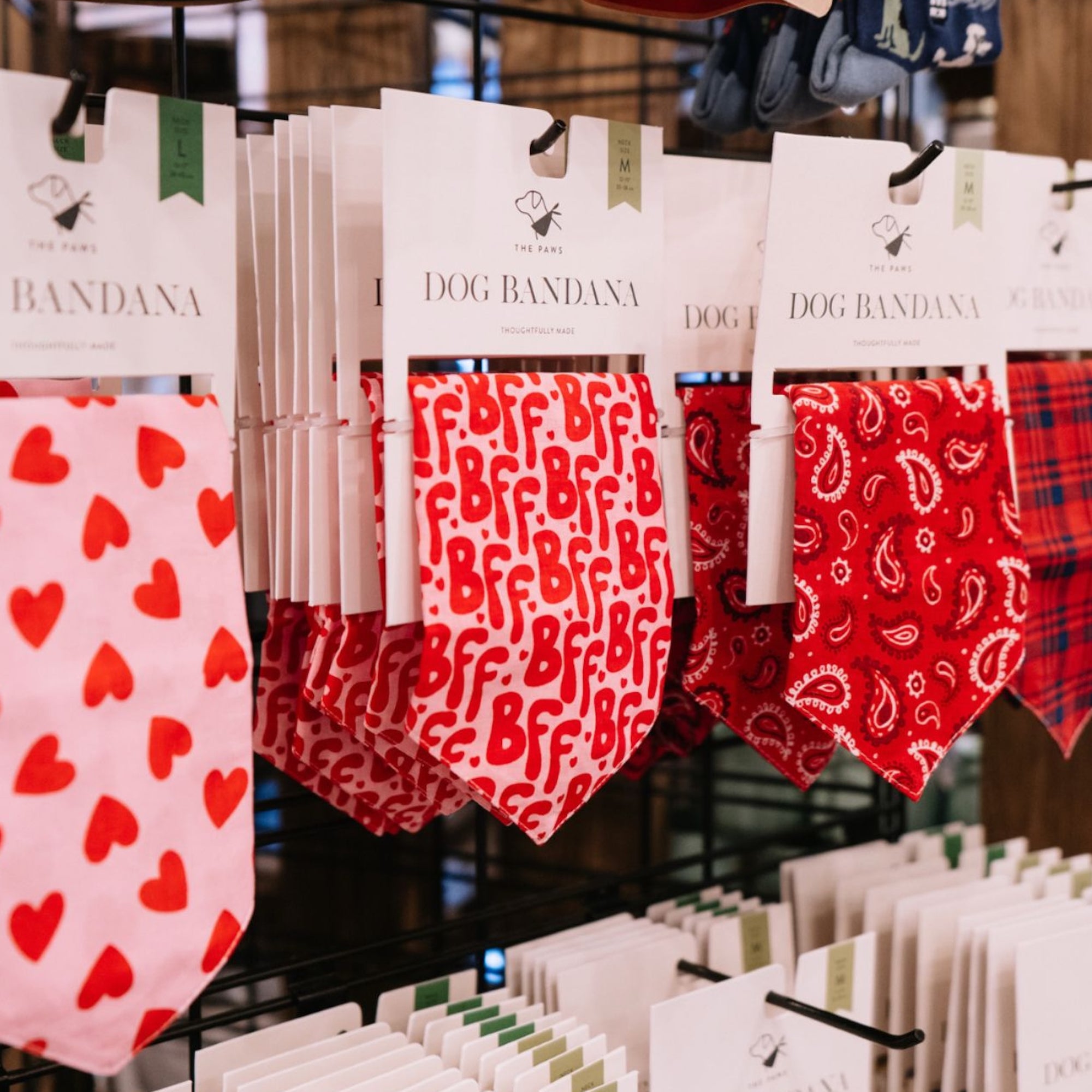Gift shop Retail - The Paws Bandanas