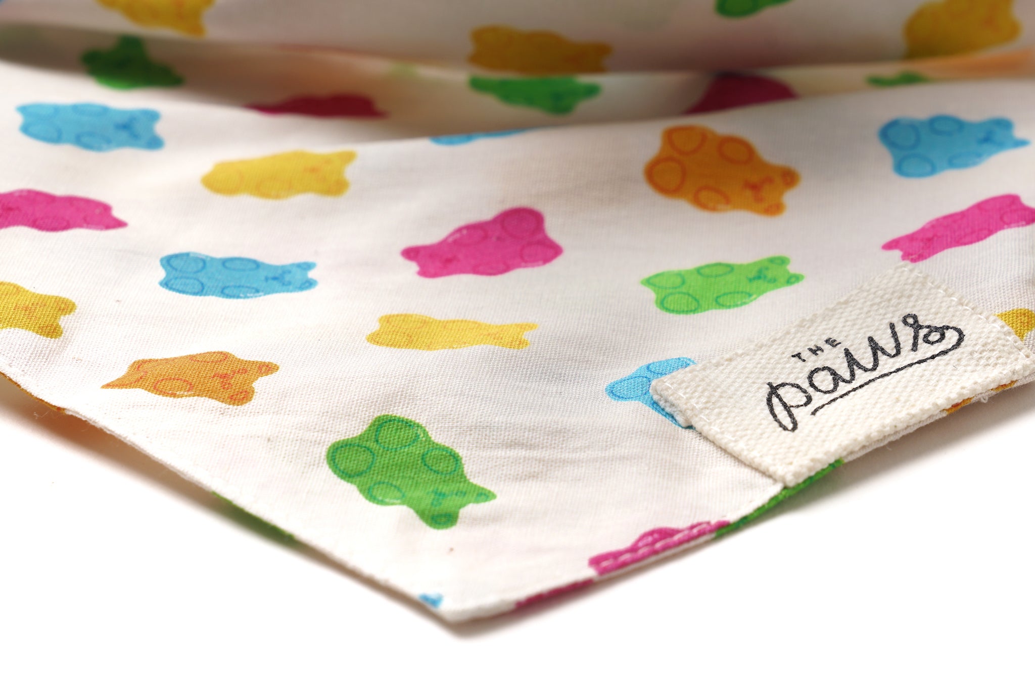 Gummi Dog Bandana Detail