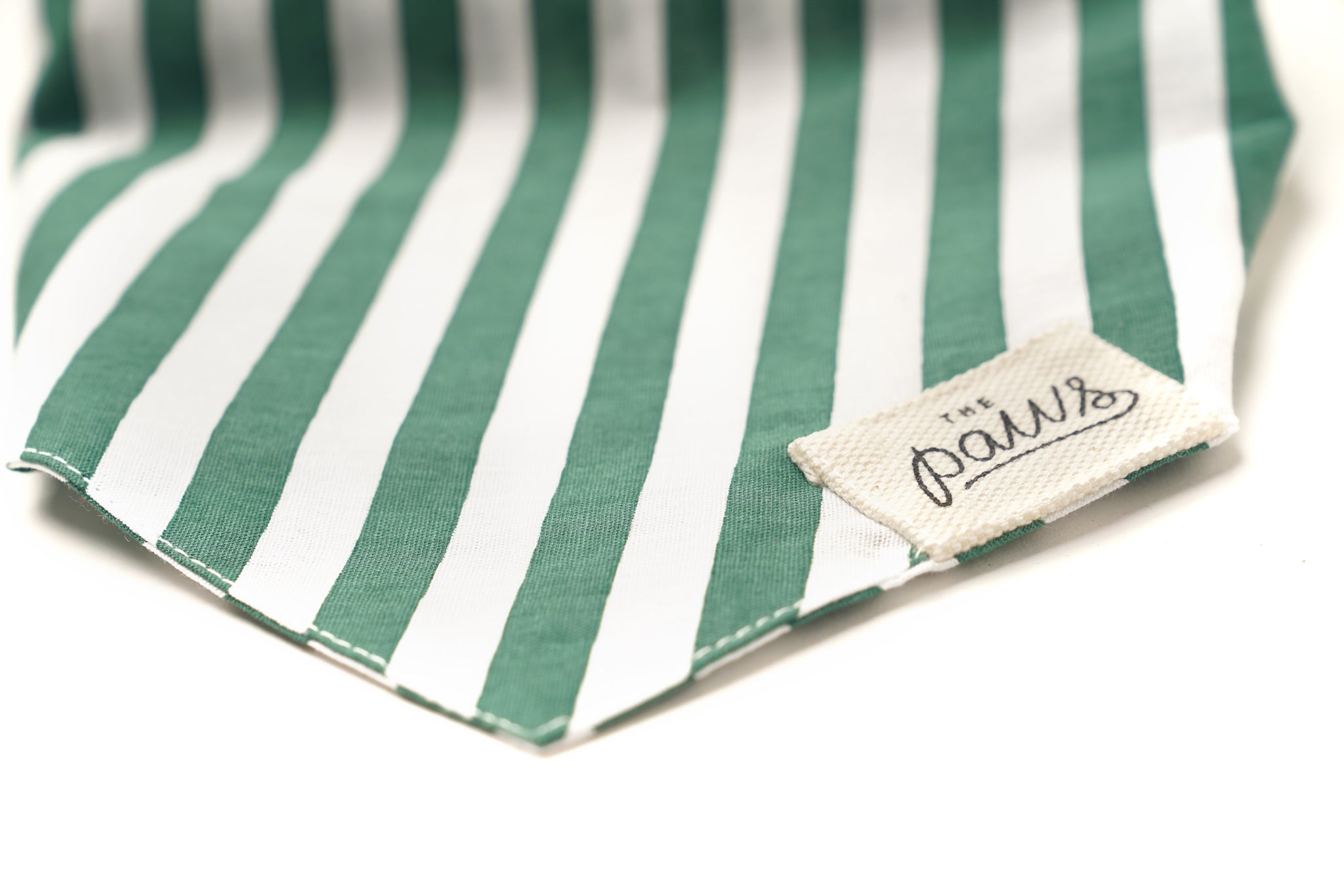 Crew- Fabric detail